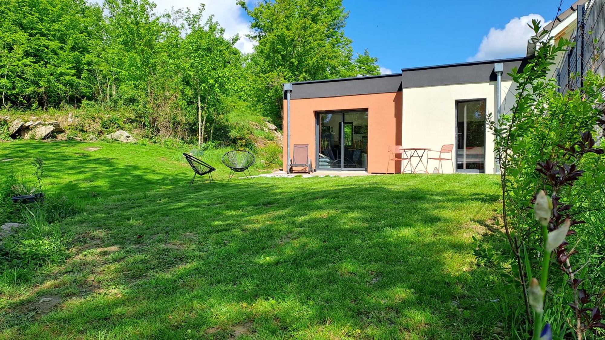 La Bridoire Logement Neuf A 2 Pas Du Lac מראה חיצוני תמונה